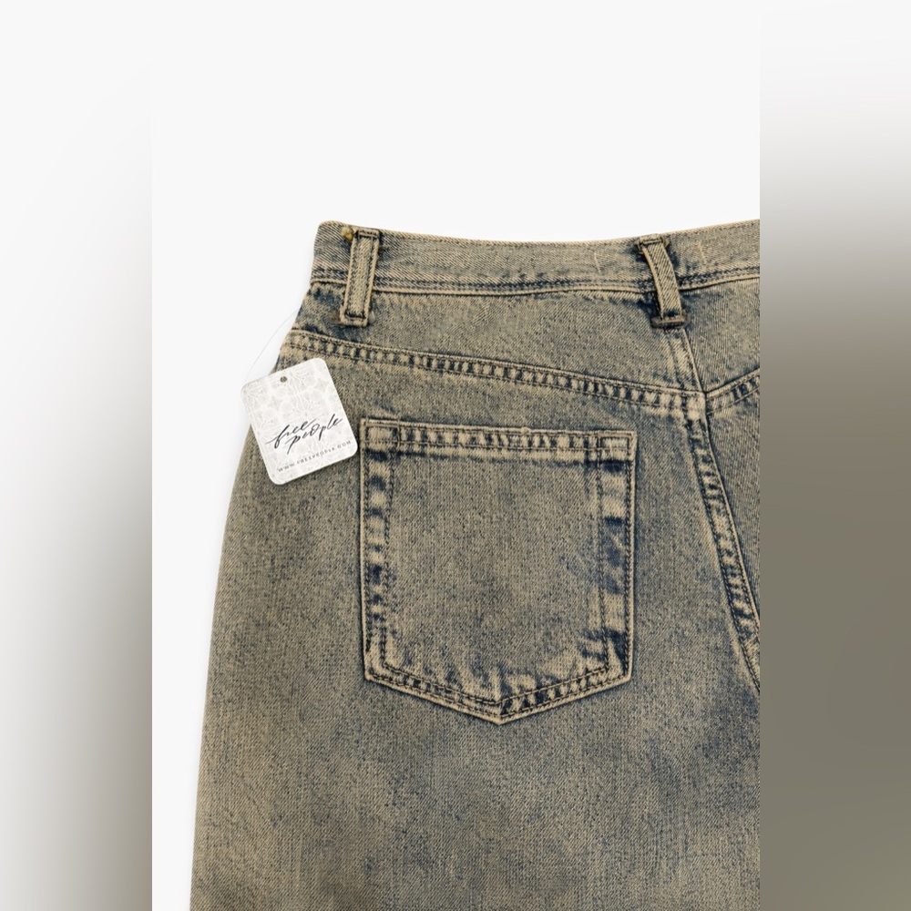 We The Free Maggie Mid Rise Straight Leg Women Jeans, NWT, Size 26. - Picture 4 of 8